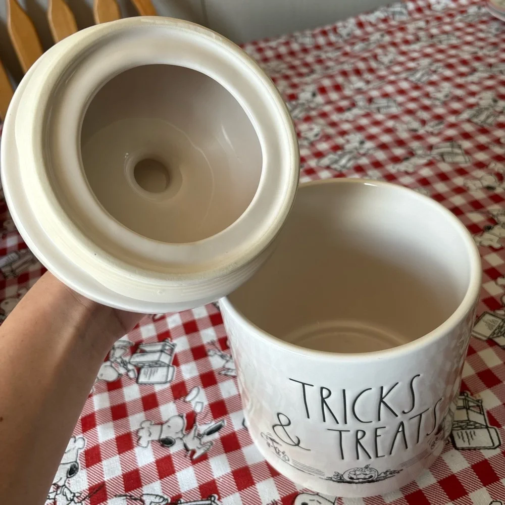 Peanuts White Ceramic 'Tricks & Treats' Treat Jar